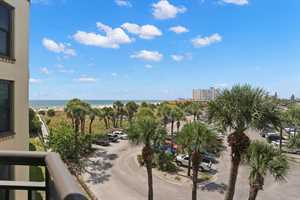 vacation rental condos