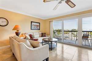 vacation rental condos