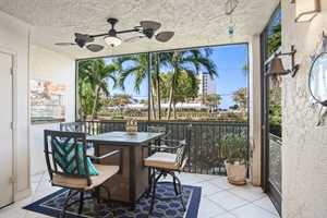 vacation rental condos