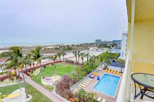 vacation rental condos