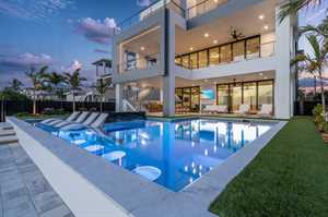vacation rental condos
