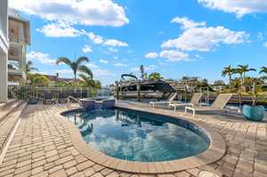 vacation rental condos