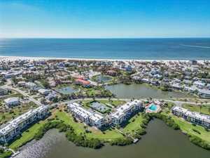vacation rental condos