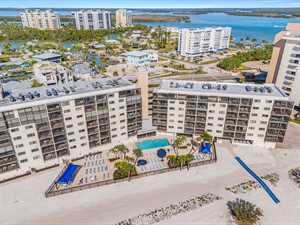vacation rental condos