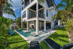 vacation rental condos